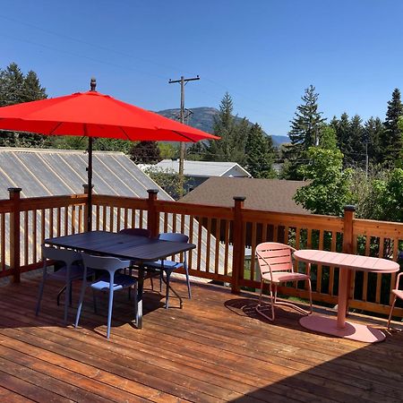 Victorian Guest Getaway-20Mins To Glacier National Park-10Mins To Airport! Columbia Falls Exterior photo