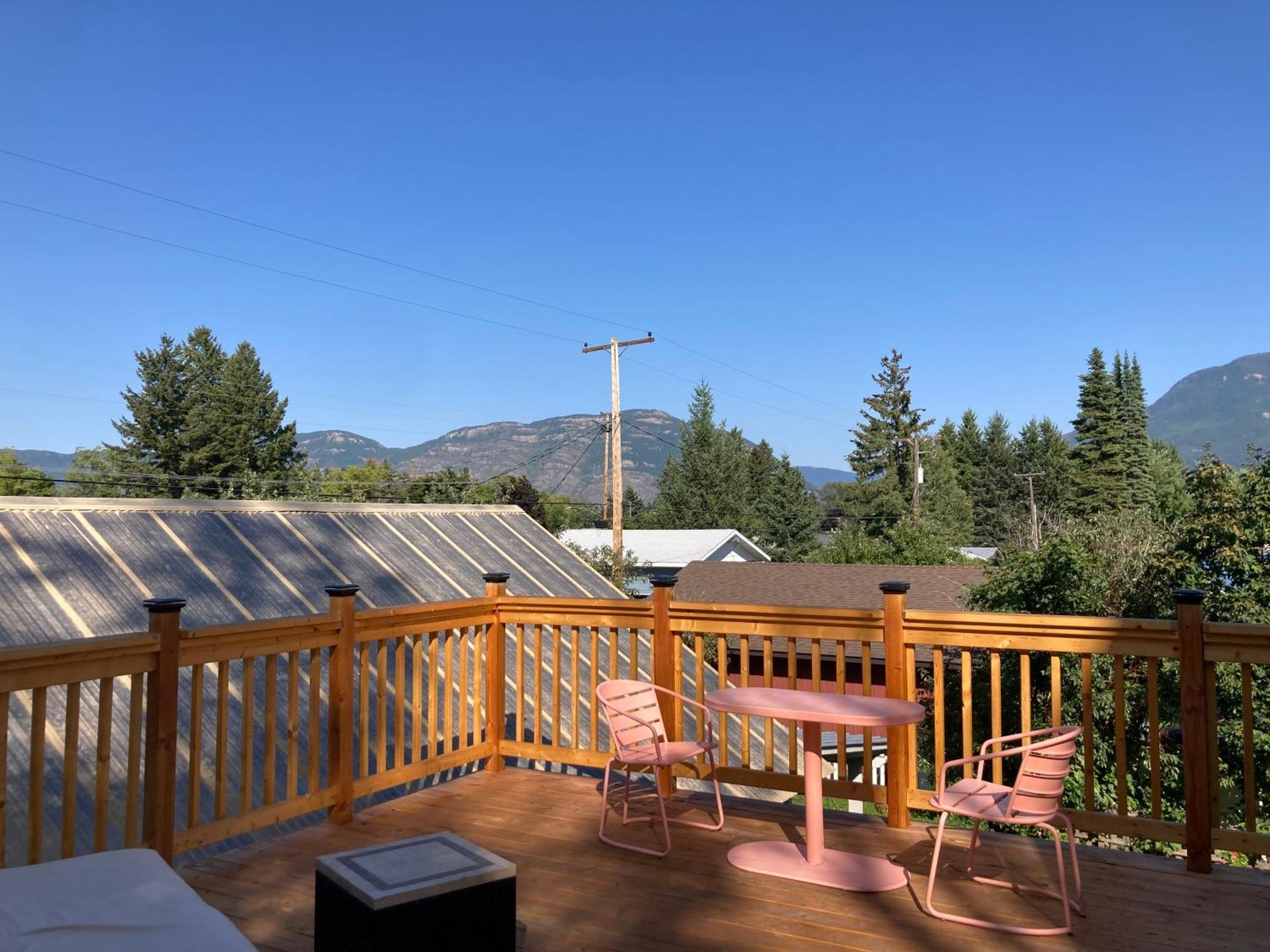 Victorian Guest Getaway-20Mins To Glacier National Park-10Mins To Airport! Columbia Falls Exterior photo