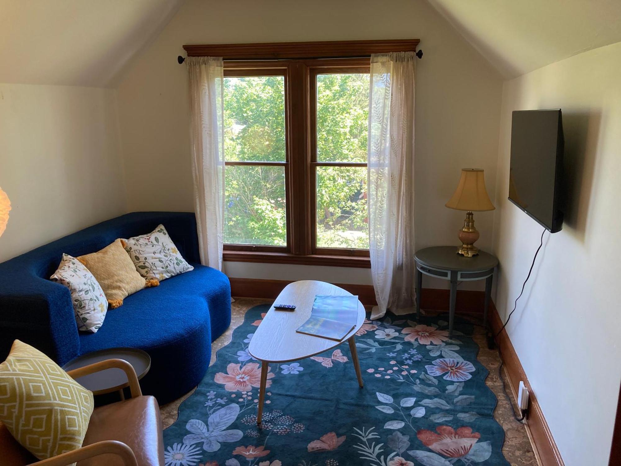 Victorian Guest Getaway-20Mins To Glacier National Park-10Mins To Airport! Columbia Falls Exterior photo
